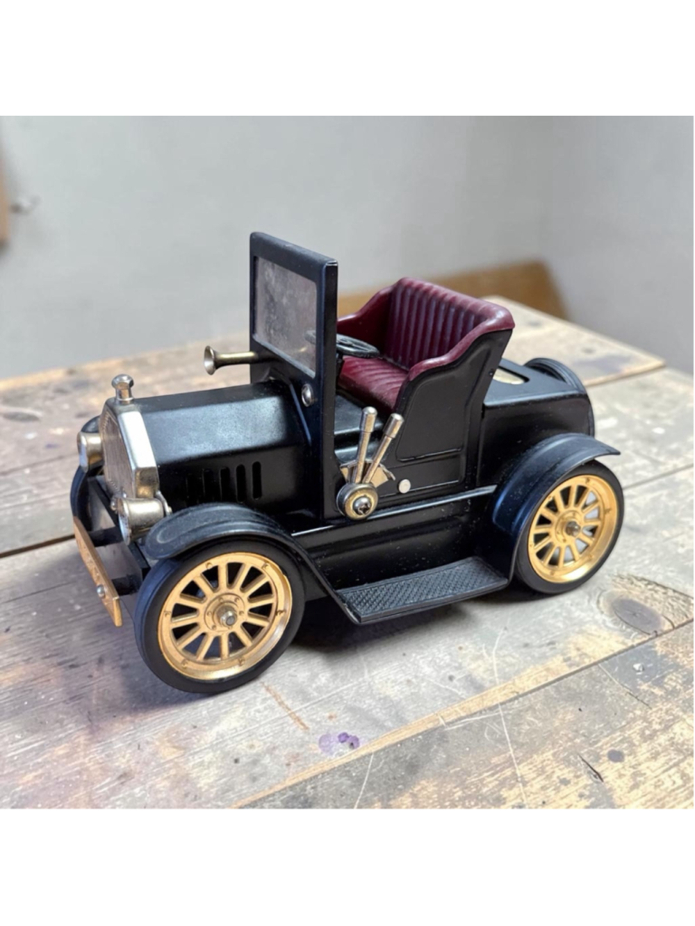Vintage 1917 Model T Automobile Table Lighter